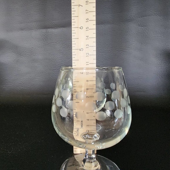 Pair of Vintage Etched Polka Dot Crystal Brandy Glasses Snifters - Picture 9 of 10